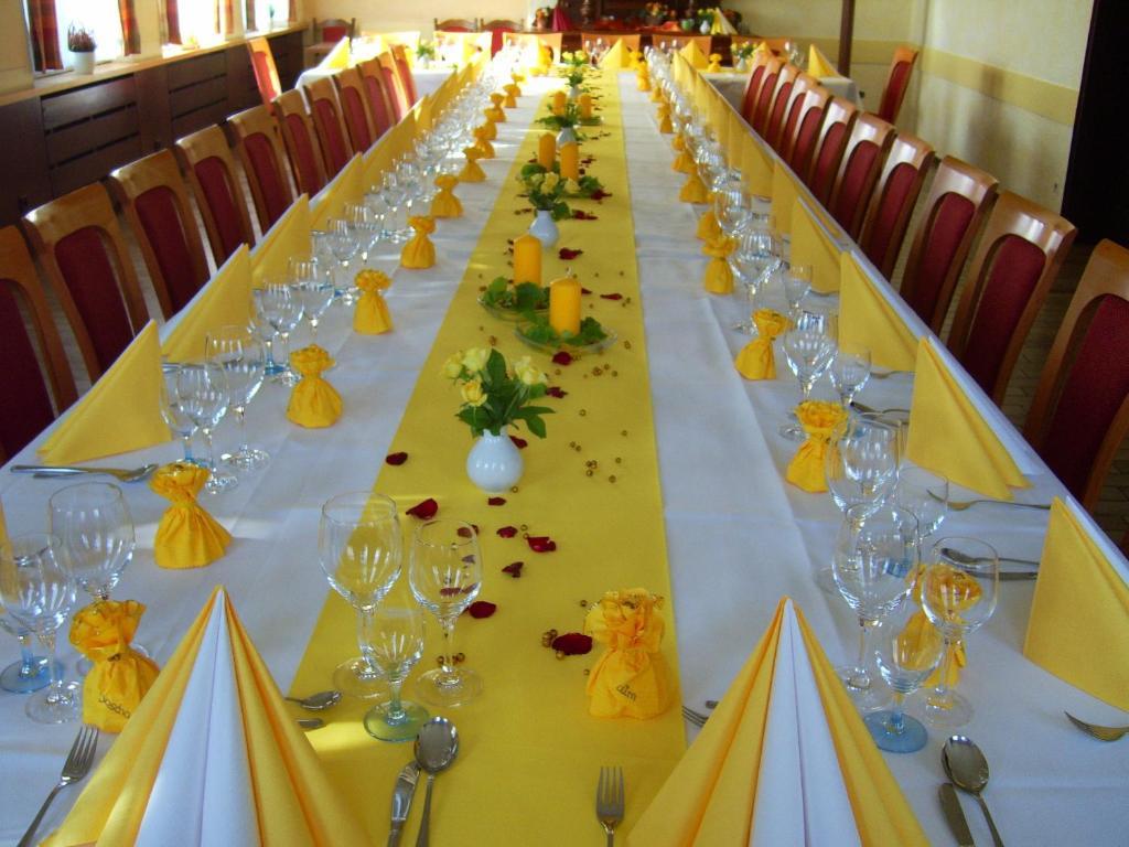 Gasthaus Hirsch Otel Baden-Baden Dış mekan fotoğraf